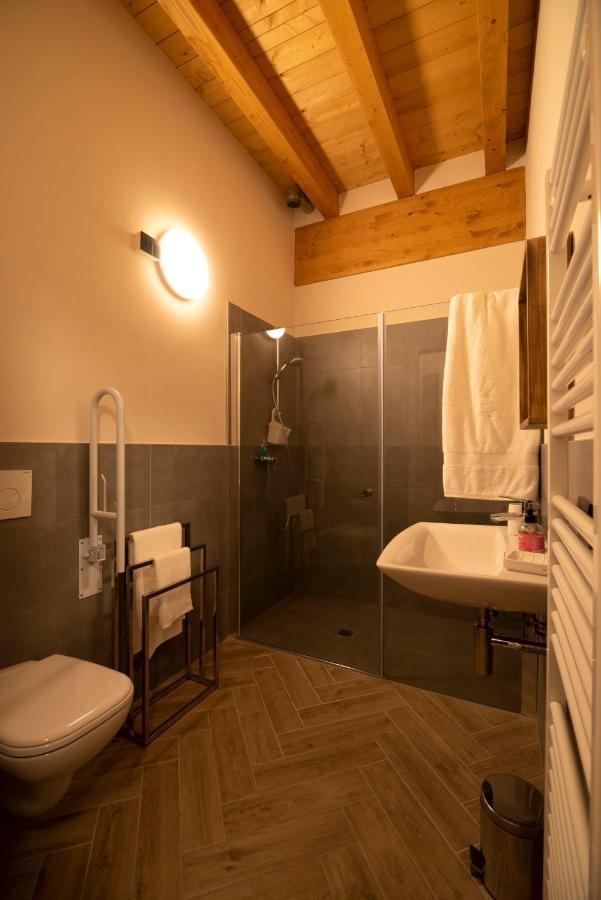 Agriturismo Monsereno Horses Imbersago Exterior foto